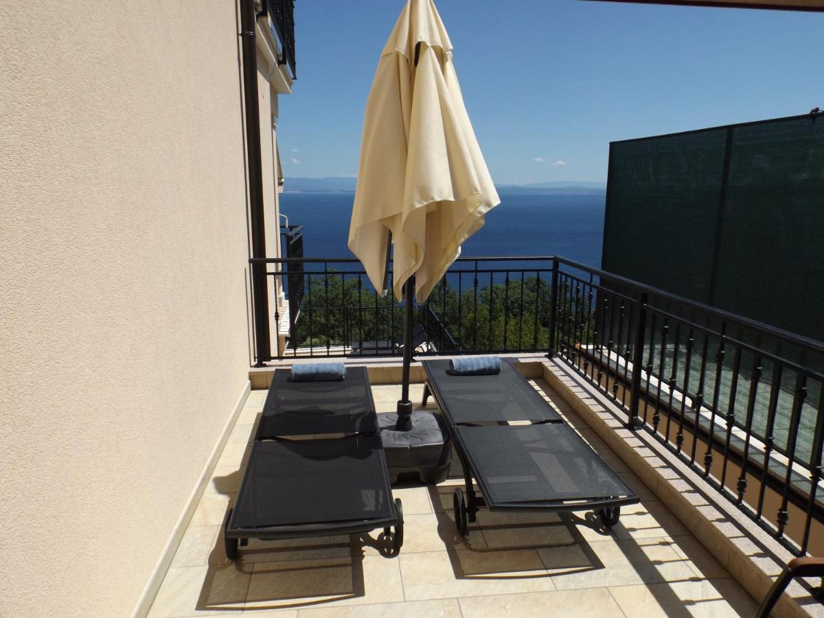 Apartments Villa Elma Mošćenička Draga Exterior foto
