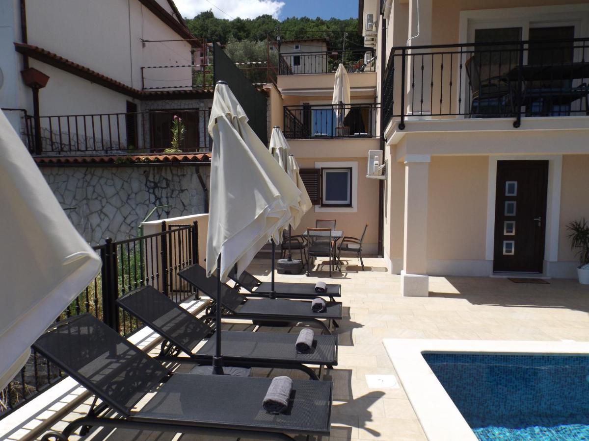 Apartments Villa Elma Mošćenička Draga Exterior foto